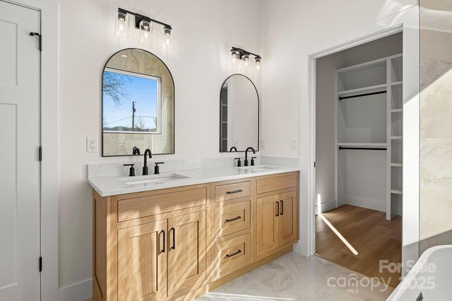 4 Shytle Lane, Fletcher, NC 28732