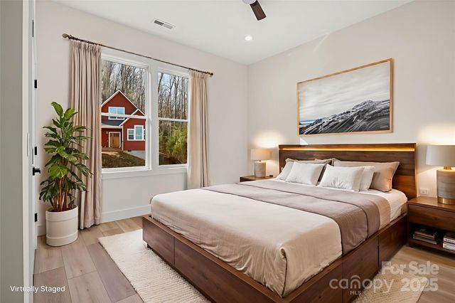 4 Shytle Lane, Fletcher, NC 28732