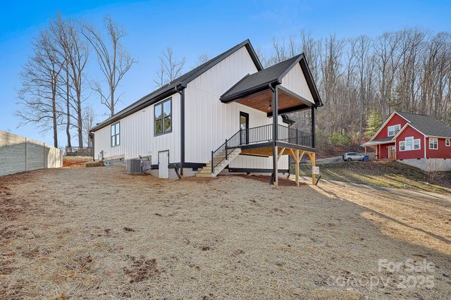 4 Shytle Lane, Fletcher, NC 28732