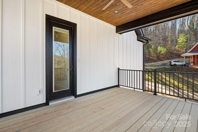 4 Shytle Lane, Fletcher, NC 28732