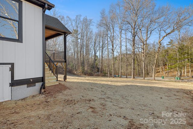 4 Shytle Lane, Fletcher, NC 28732