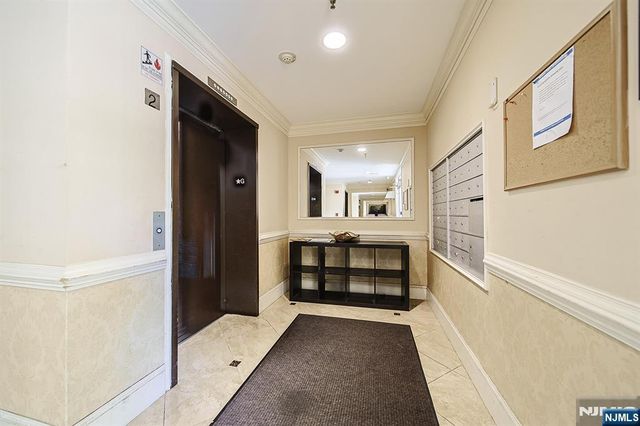 3214 Windsor Park Court 214, Englewood, NJ 07631