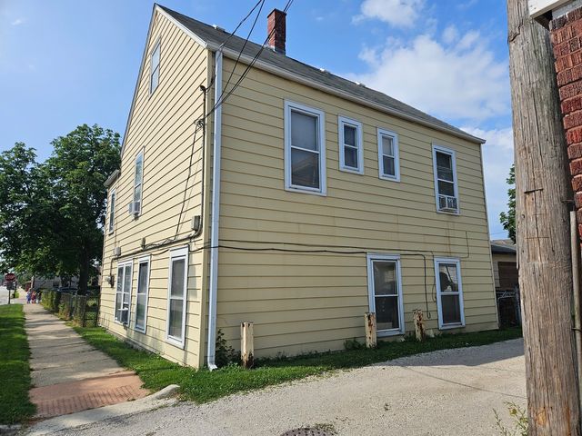 7600 W 61st Street, Summit, IL 60501