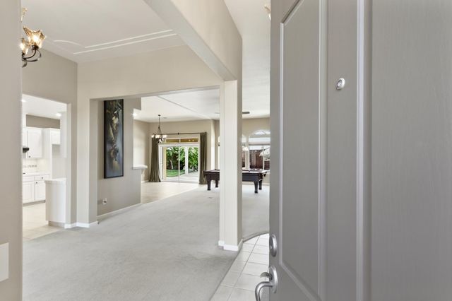 702 Shakeley Ln, Ione, CA 95640