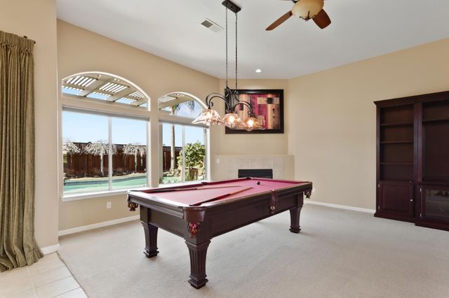 702 Shakeley Ln, Ione, CA 95640