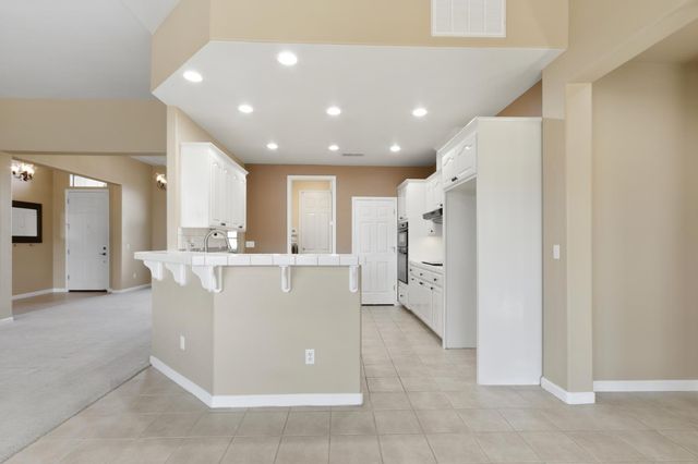 702 Shakeley Ln, Ione, CA 95640