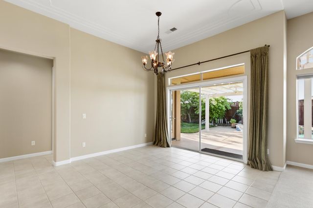 702 Shakeley Ln, Ione, CA 95640