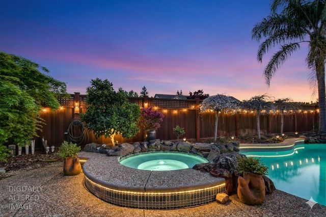 702 Shakeley Ln, Ione, CA 95640