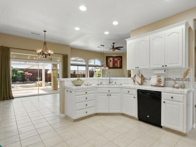 702 Shakeley Ln, Ione, CA 95640