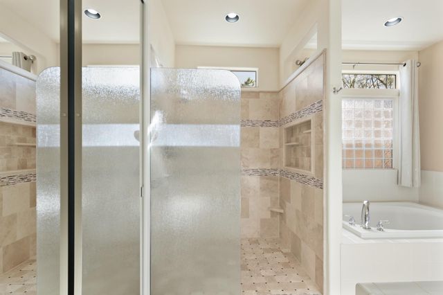 702 Shakeley Ln, Ione, CA 95640