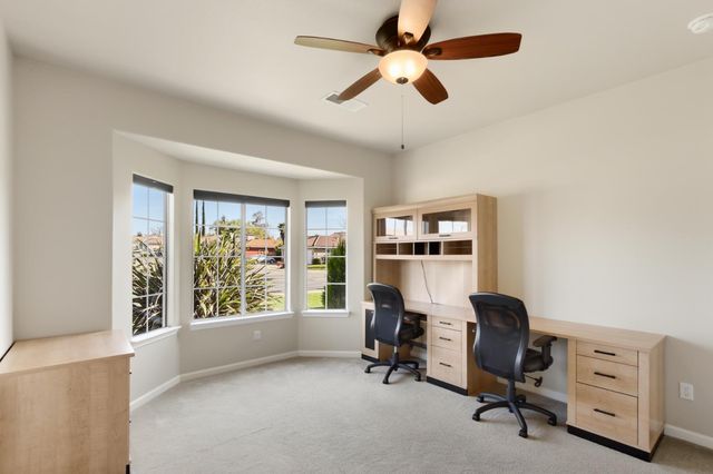 702 Shakeley Ln, Ione, CA 95640