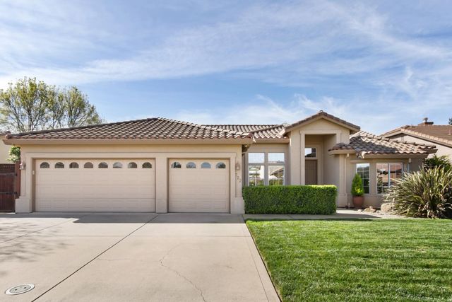 702 Shakeley Ln, Ione, CA 95640