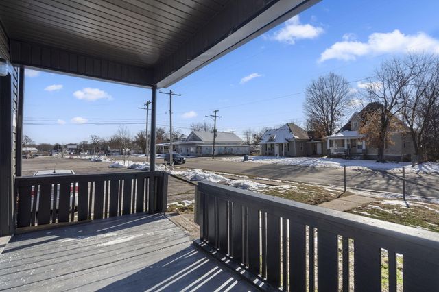 1056-1071 Commercial, Springfield, MO 65803