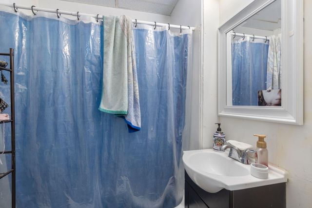 1056-1071 Commercial, Springfield, MO 65803