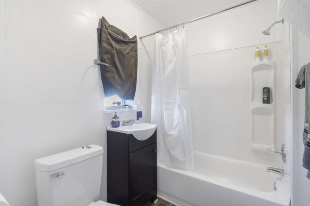 1056-1071 Commercial, Springfield, MO 65803