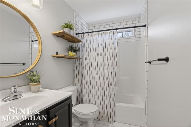 2075 Pauls Court, Marysville, MI 48040