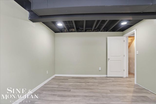 2075 Pauls Court, Marysville, MI 48040