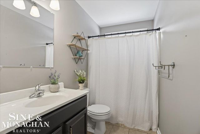 2075 Pauls Court, Marysville, MI 48040