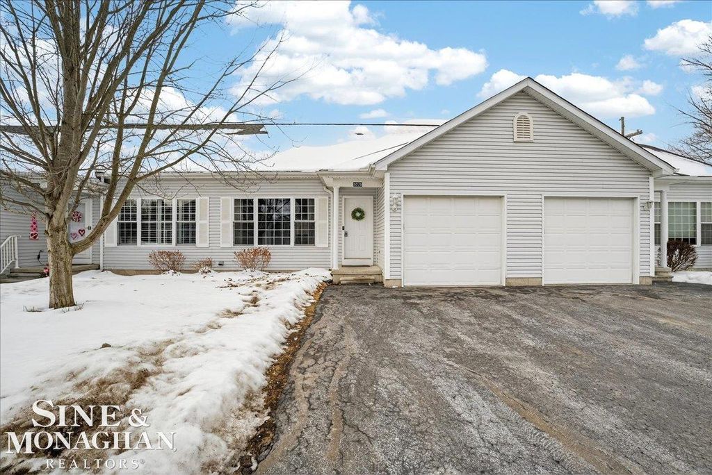 2075 Pauls Court, Marysville, MI 48040