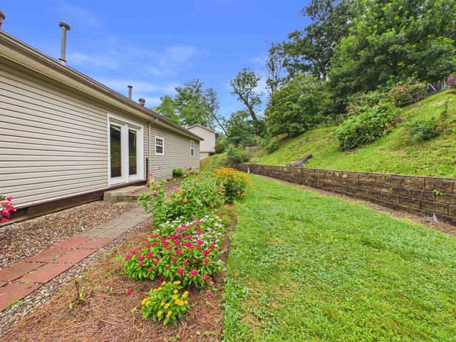 2540 Route 75, Kenova, WV 25530