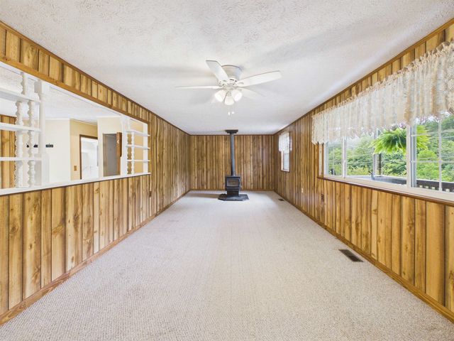 2540 Route 75, Kenova, WV 25530