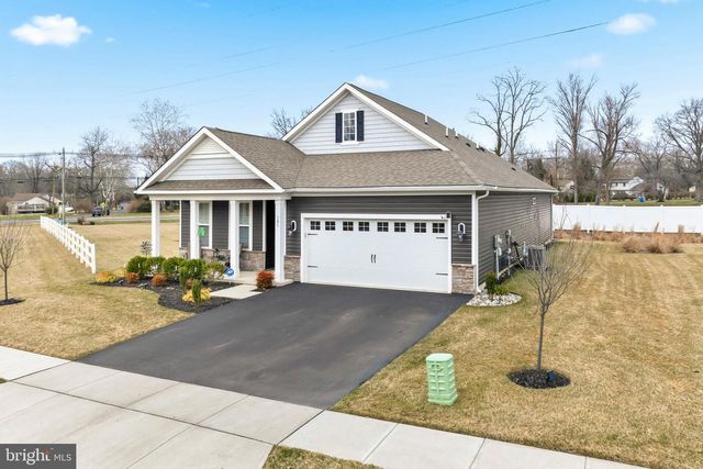 101 CONGRESSIONAL CT, Moorestown, NJ 08057