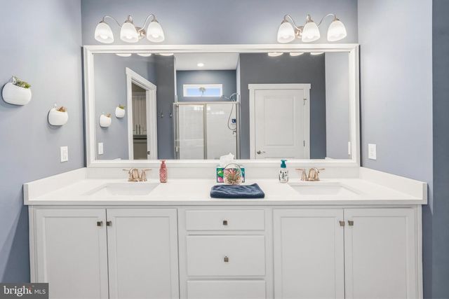 101 CONGRESSIONAL CT, Moorestown, NJ 08057