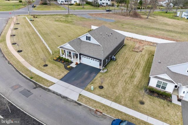 101 CONGRESSIONAL CT, Moorestown, NJ 08057