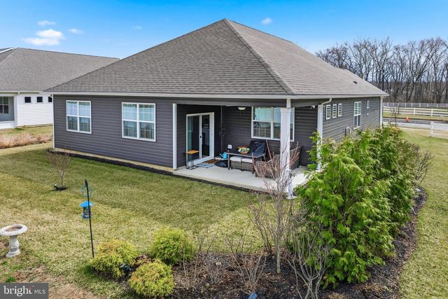 101 CONGRESSIONAL CT, Moorestown, NJ 08057