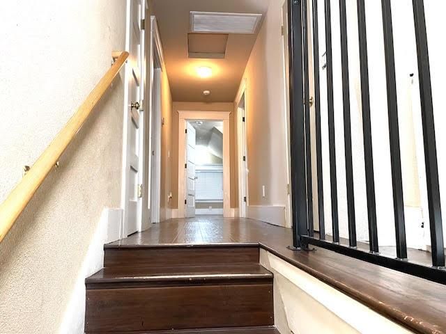 230 Vermont Ave, Turlock, CA 95380