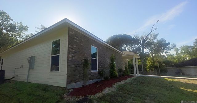 11983 Forest Oaks Ct, Baton Rouge, LA 70815