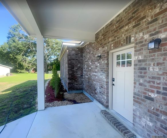 11983 Forest Oaks Ct, Baton Rouge, LA 70815