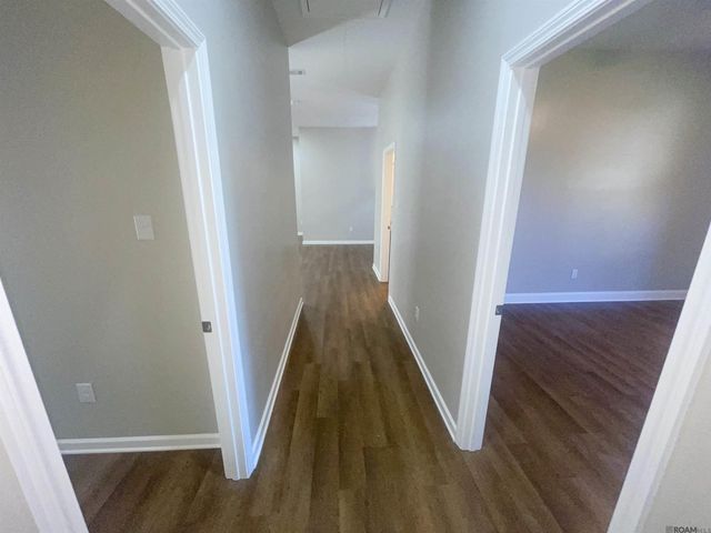 11983 Forest Oaks Ct, Baton Rouge, LA 70815