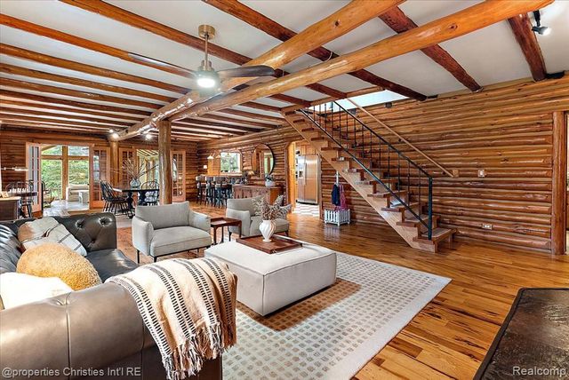 4880 Algonquin Boulevard, Clarkston, MI 48348