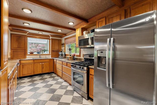 4880 Algonquin Boulevard, Clarkston, MI 48348
