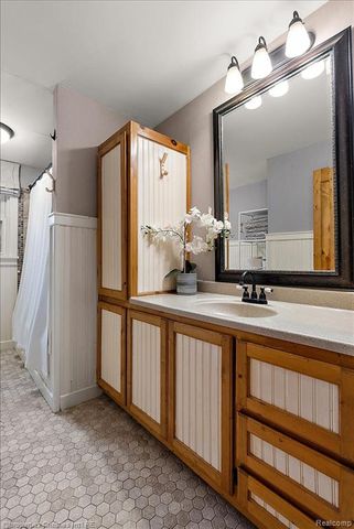 4880 Algonquin Boulevard, Clarkston, MI 48348