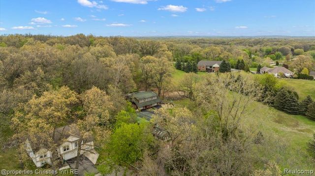 4880 Algonquin Boulevard, Clarkston, MI 48348
