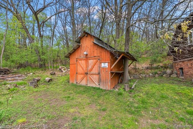 4880 Algonquin Boulevard, Clarkston, MI 48348