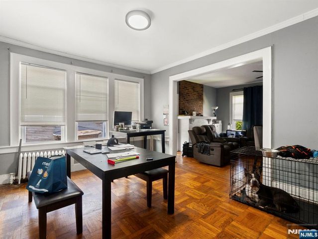 98 Ashland, East Orange, NJ 07017