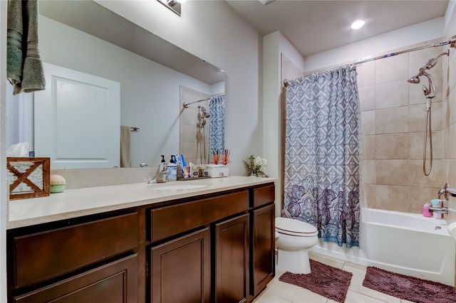 906 SWAYING SAWGRASS AVENUE, Ruskin, FL 33570