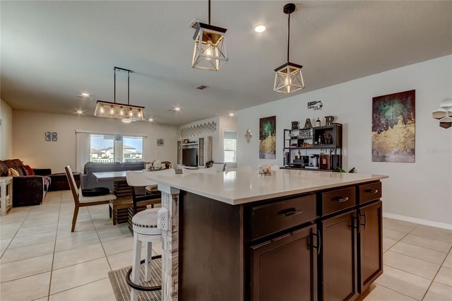 906 SWAYING SAWGRASS AVENUE, Ruskin, FL 33570