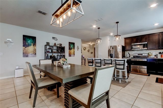 906 SWAYING SAWGRASS AVENUE, Ruskin, FL 33570