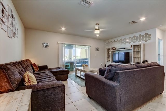 906 SWAYING SAWGRASS AVENUE, Ruskin, FL 33570