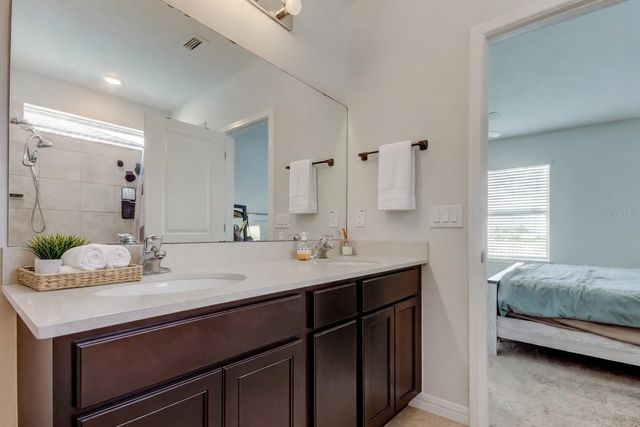 906 SWAYING SAWGRASS AVENUE, Ruskin, FL 33570