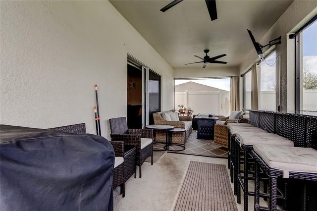 906 SWAYING SAWGRASS AVENUE, Ruskin, FL 33570