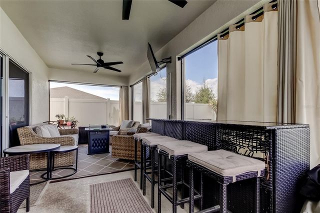 906 SWAYING SAWGRASS AVENUE, Ruskin, FL 33570