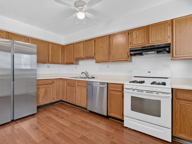 574 W Oak Street, Coal City, IL 60416