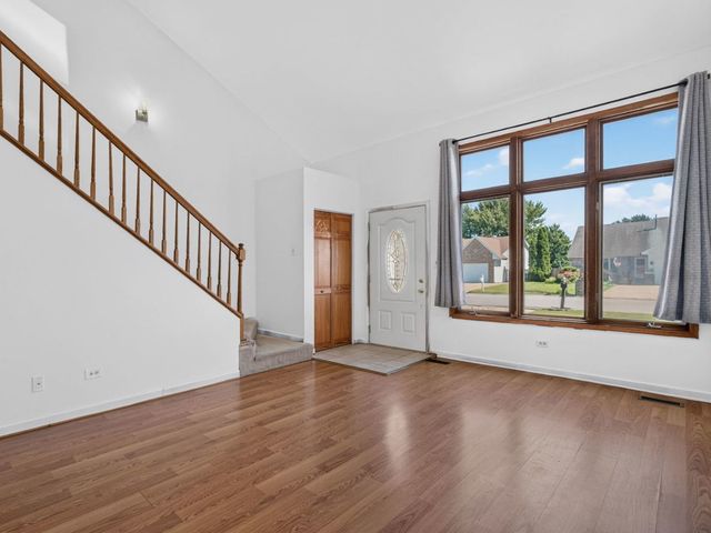 574 W Oak Street, Coal City, IL 60416