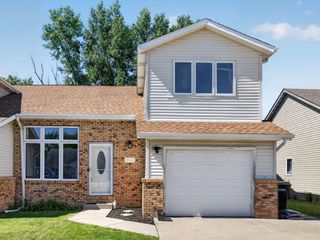 574 W Oak Street, Coal City, IL 60416
