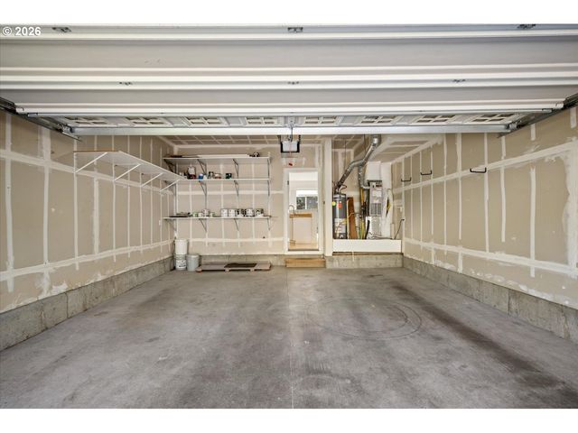 5648 Ne CADDIS Dr, Hillsboro, OR 97124